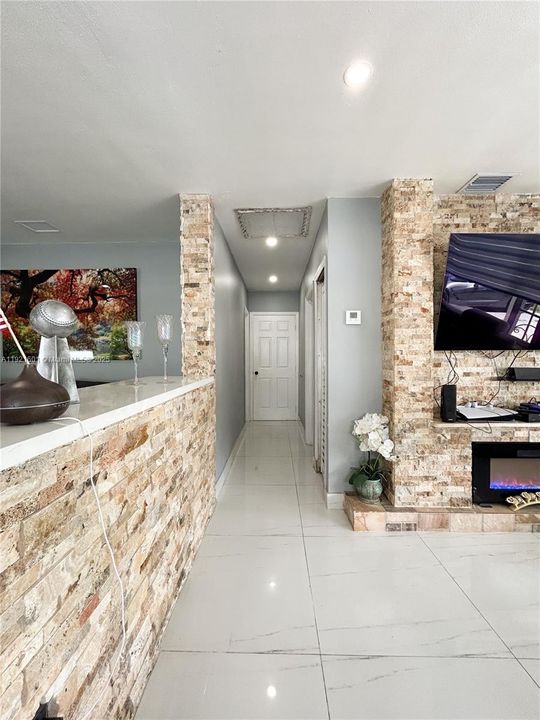 For Sale: $750,000 (4 beds, 3 baths, 2148 Square Feet)