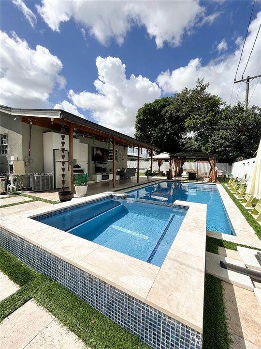 For Sale: $750,000 (4 beds, 3 baths, 2148 Square Feet)