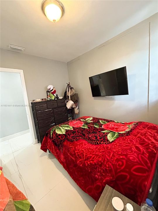 For Sale: $750,000 (4 beds, 3 baths, 2148 Square Feet)