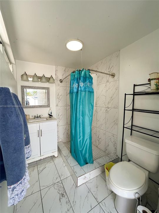 For Sale: $750,000 (4 beds, 3 baths, 2148 Square Feet)