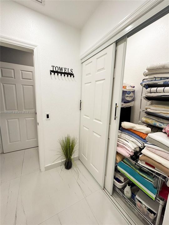 For Sale: $750,000 (4 beds, 3 baths, 2148 Square Feet)