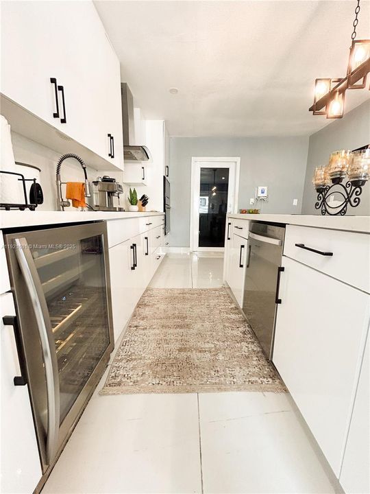 For Sale: $750,000 (4 beds, 3 baths, 2148 Square Feet)