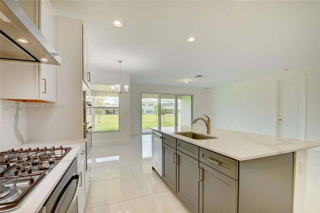 For Sale: $767,000 (4 beds, 3 baths, 2396 Square Feet)