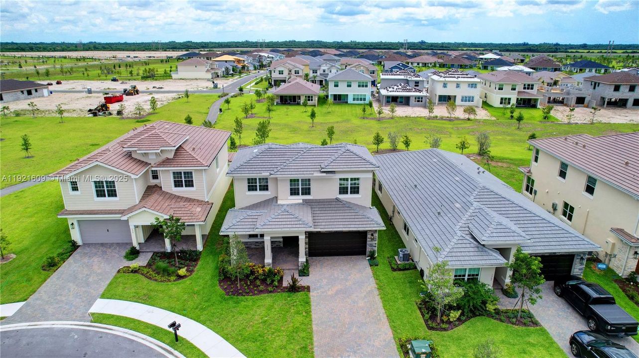 For Sale: $767,000 (4 beds, 3 baths, 2396 Square Feet)