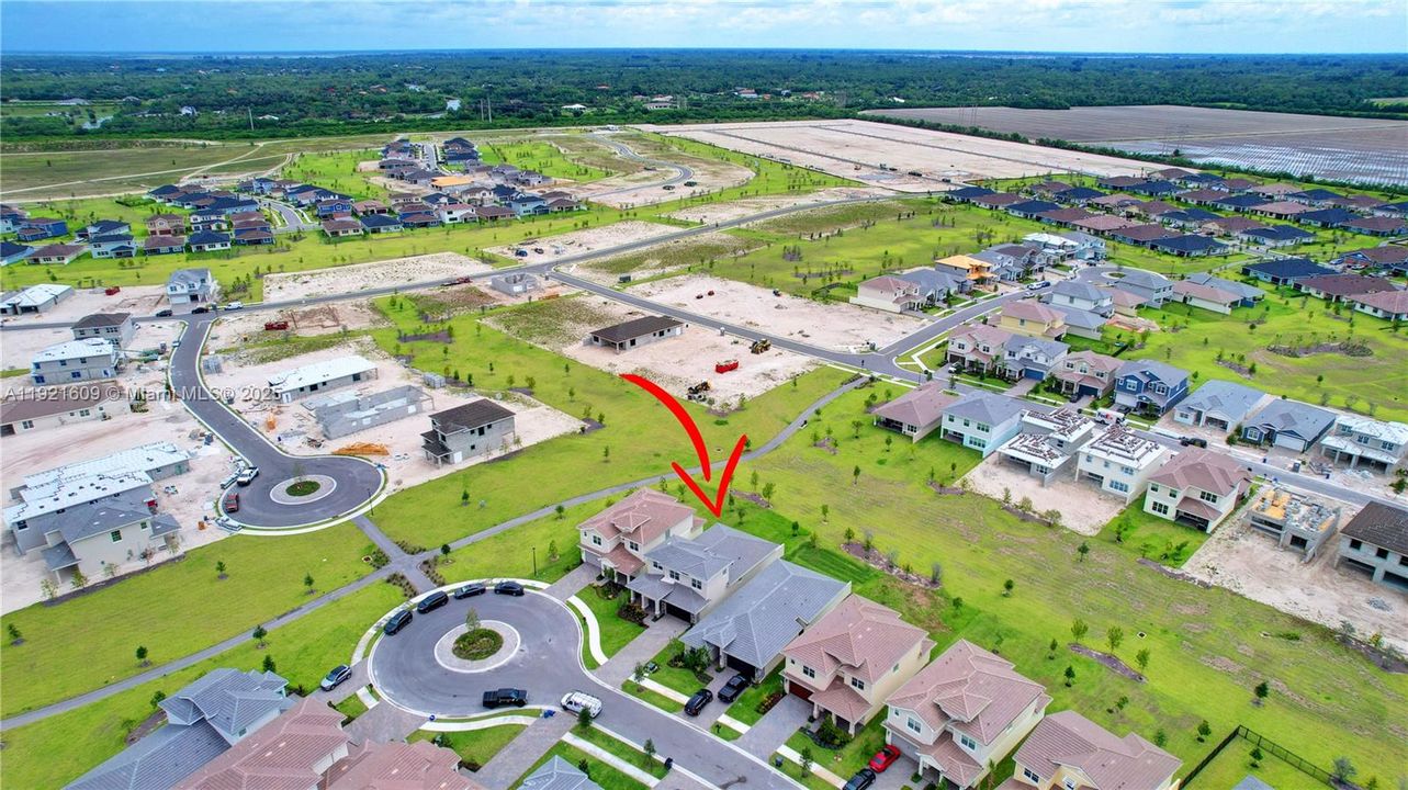 For Sale: $767,000 (4 beds, 3 baths, 2396 Square Feet)