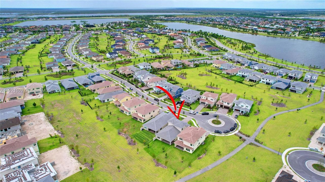 For Sale: $767,000 (4 beds, 3 baths, 2396 Square Feet)