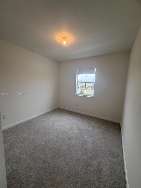 En Renta: $3,000 (3 camas, 2 baños, 1828 Pies cuadrados)