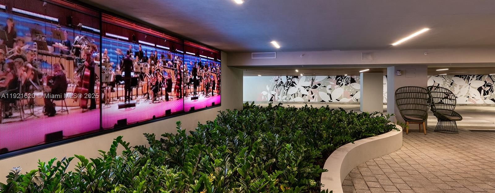 待售: $575,000 (1 贝兹, 1 浴室, 788 平方英尺)