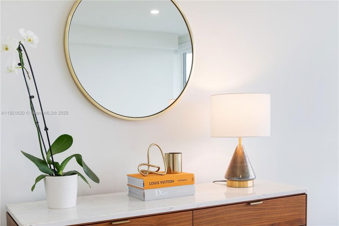 待售: $575,000 (1 贝兹, 1 浴室, 788 平方英尺)