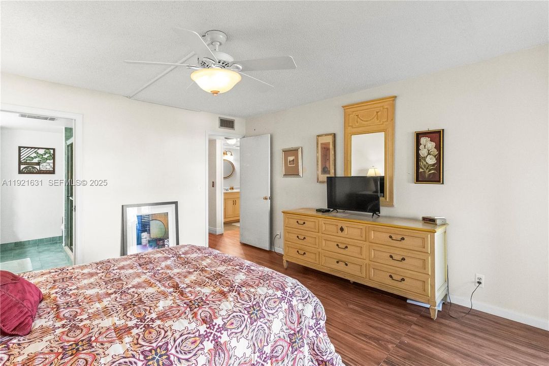 En Venta: $210,000 (2 camas, 2 baños, 0 Pies cuadrados)