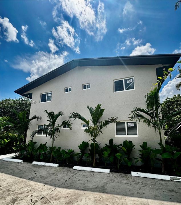 В аренду: $2,500 (2 спален, 2 ванн, 3937 Квадратных фут)