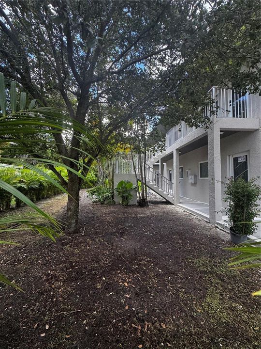 В аренду: $2,500 (2 спален, 2 ванн, 3937 Квадратных фут)