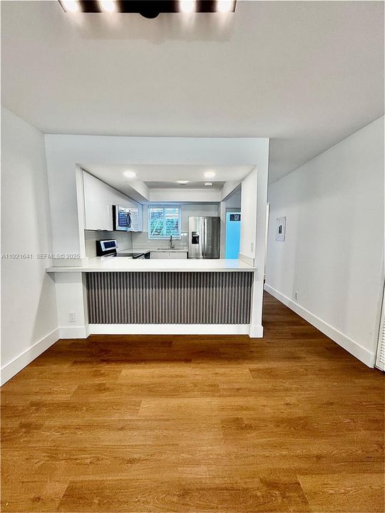 В аренду: $2,500 (2 спален, 2 ванн, 3937 Квадратных фут)