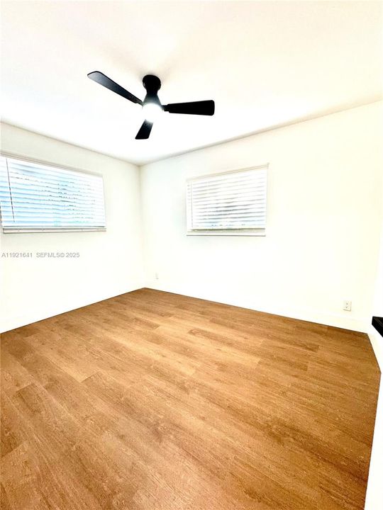 В аренду: $2,500 (2 спален, 2 ванн, 3937 Квадратных фут)