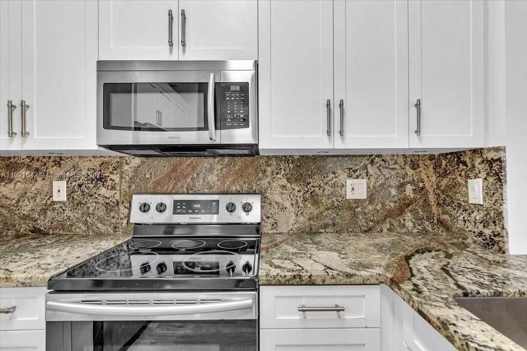 For Sale: $680,000 (4 beds, 2 baths, 1837 Square Feet)