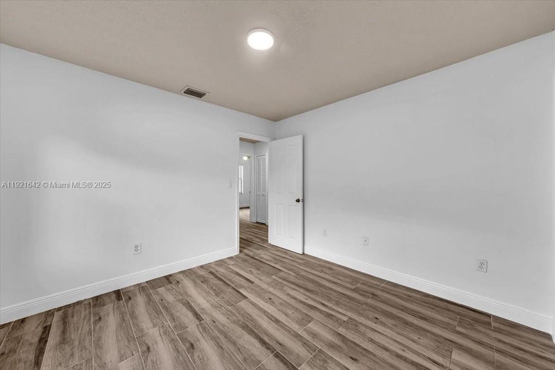 For Sale: $680,000 (4 beds, 2 baths, 1837 Square Feet)