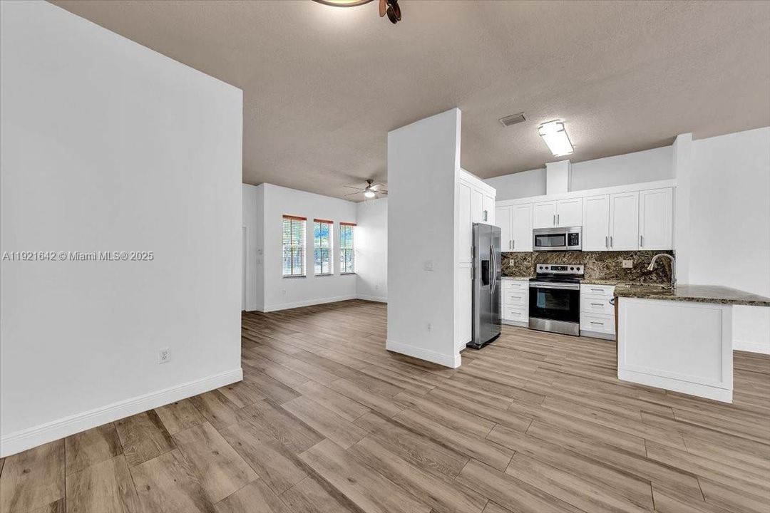 For Sale: $680,000 (4 beds, 2 baths, 1837 Square Feet)