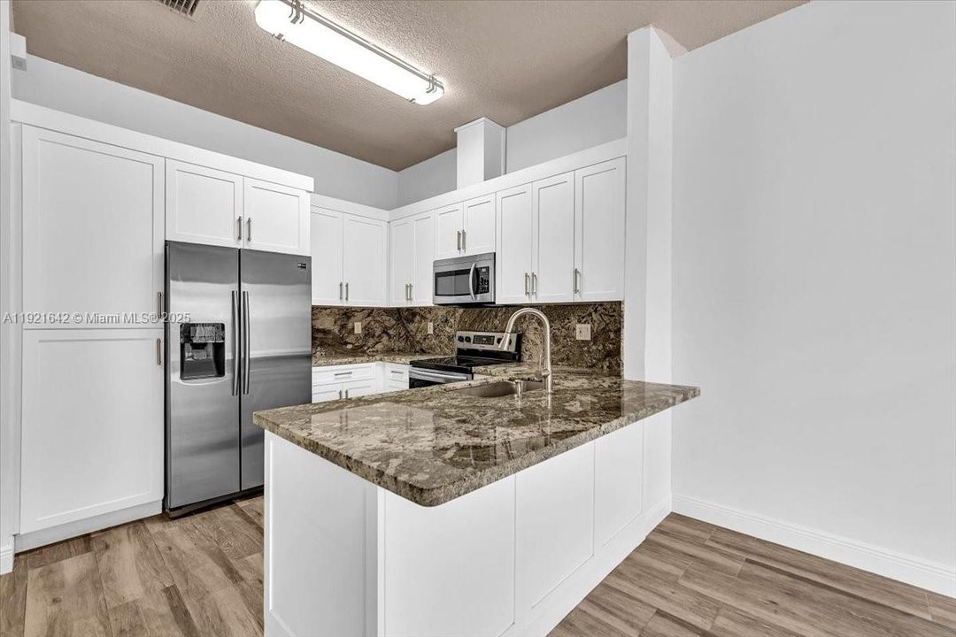 For Sale: $680,000 (4 beds, 2 baths, 1837 Square Feet)