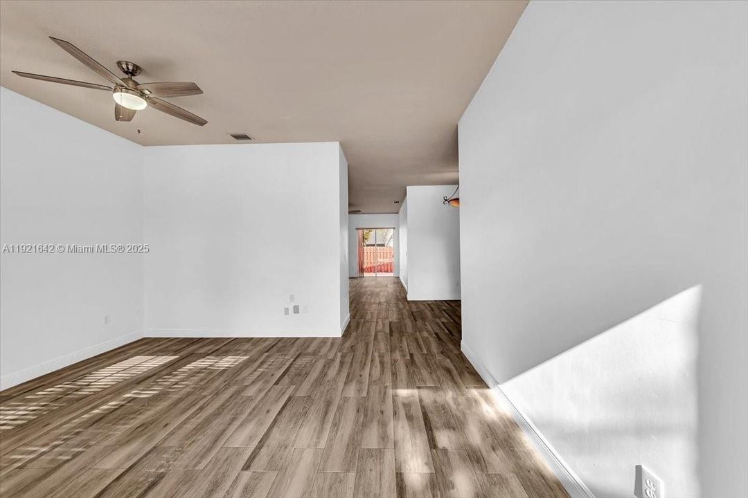 For Sale: $680,000 (4 beds, 2 baths, 1837 Square Feet)