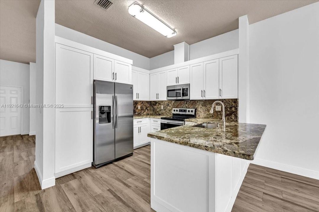 For Sale: $680,000 (4 beds, 2 baths, 1837 Square Feet)