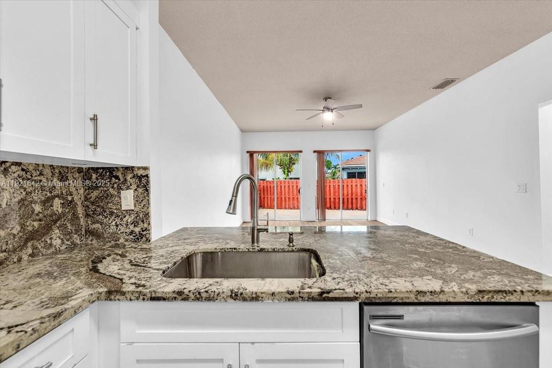 For Sale: $680,000 (4 beds, 2 baths, 1837 Square Feet)