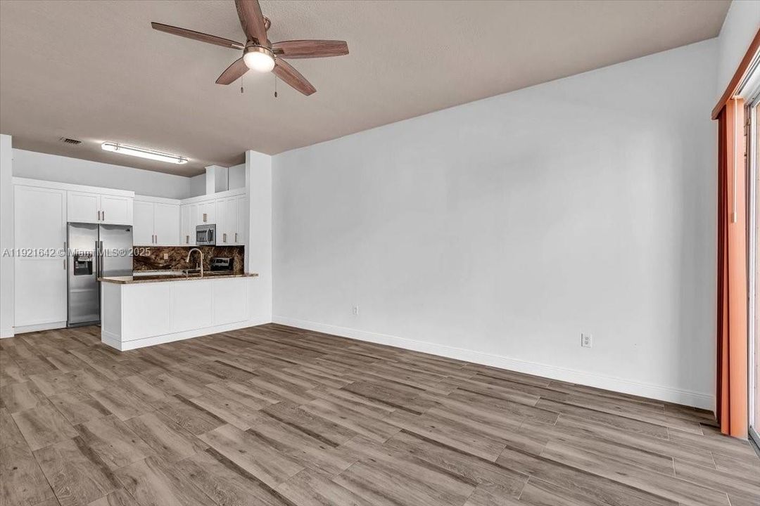 For Sale: $680,000 (4 beds, 2 baths, 1837 Square Feet)