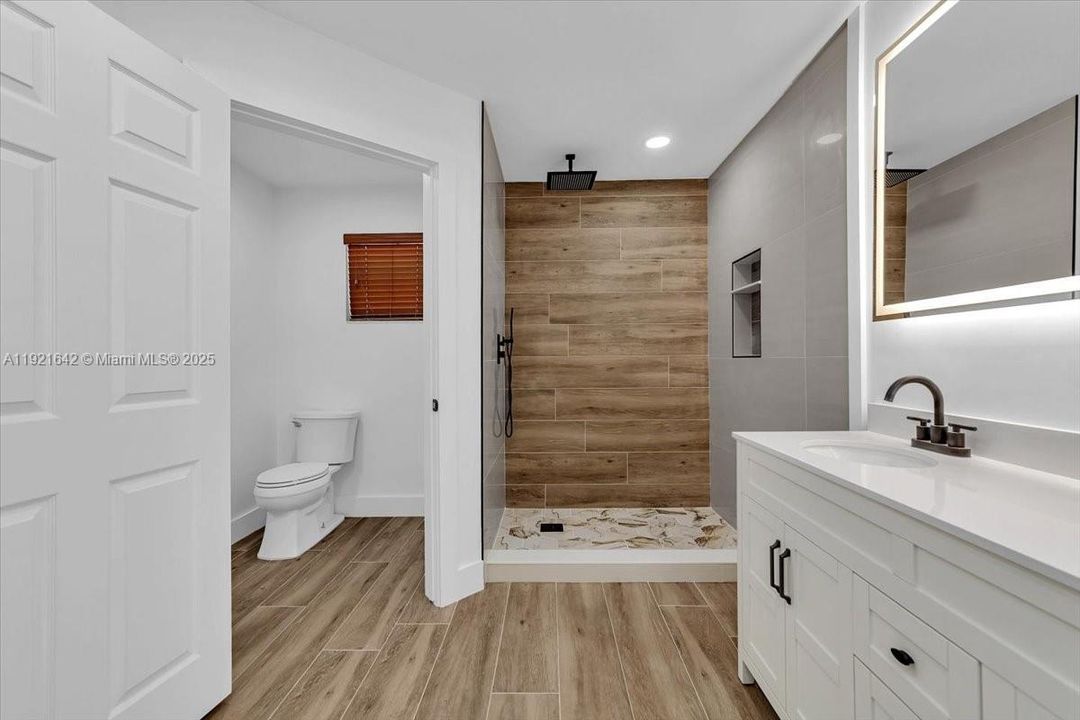 For Sale: $680,000 (4 beds, 2 baths, 1837 Square Feet)