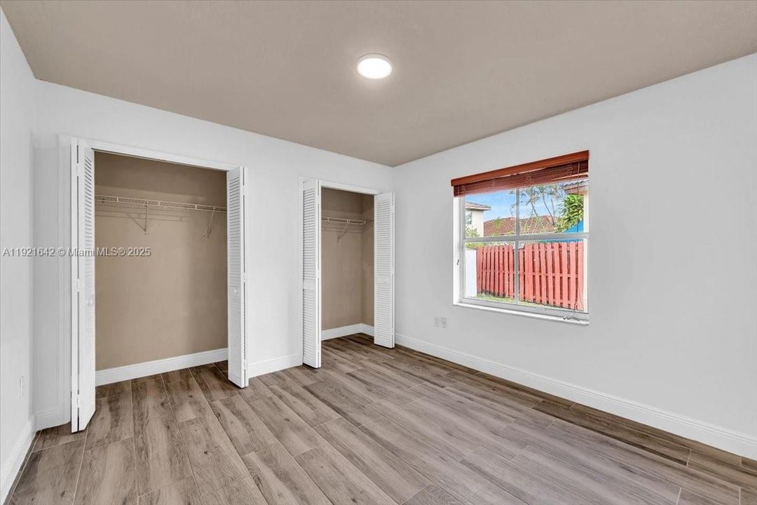 For Sale: $680,000 (4 beds, 2 baths, 1837 Square Feet)