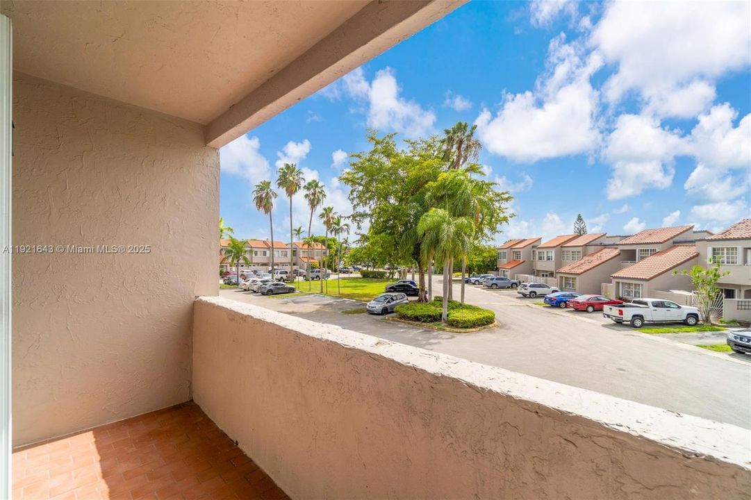 En Venta: $499,000 (3 camas, 2 baños, 1523 Pies cuadrados)