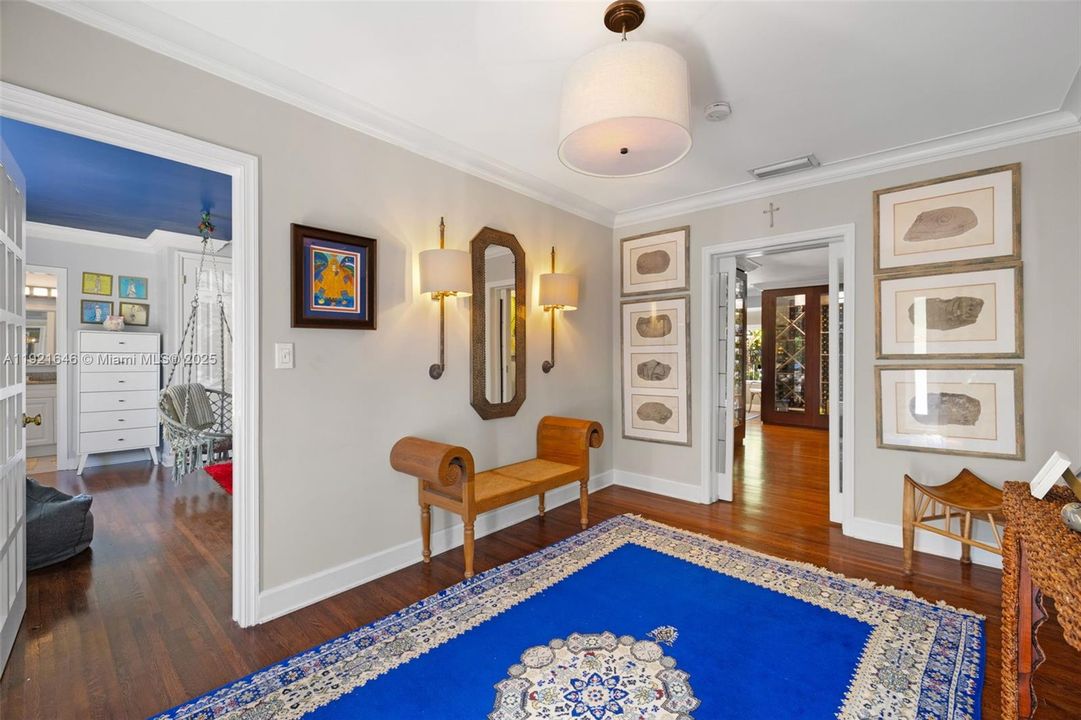 For Sale: $2,975,000 (5 beds, 4 baths, 3549 Square Feet)