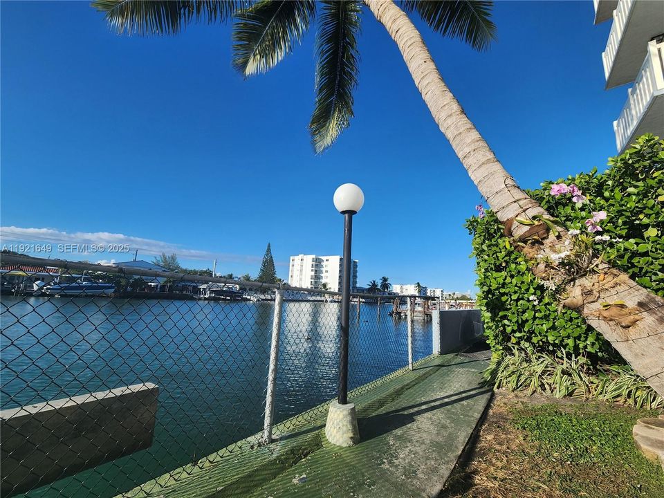 En Venta: $234,000 (1 camas, 1 baños, 825 Pies cuadrados)