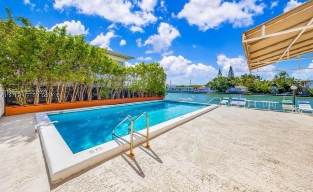 En Venta: $234,000 (1 camas, 1 baños, 825 Pies cuadrados)