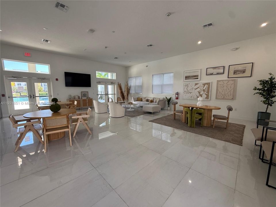 待售: $319,900 (3 贝兹, 2 浴室, 1142 平方英尺)