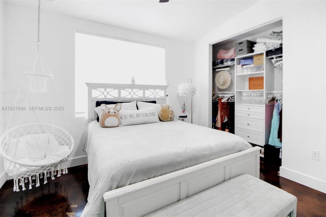 待售: $2,799,000 (6 贝兹, 6 浴室, 5084 平方英尺)