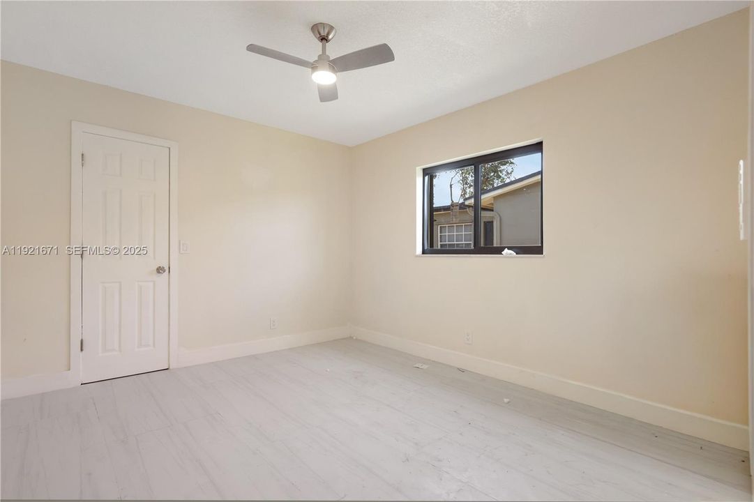 For Sale: $688,000 (3 beds, 2 baths, 1565 Square Feet)