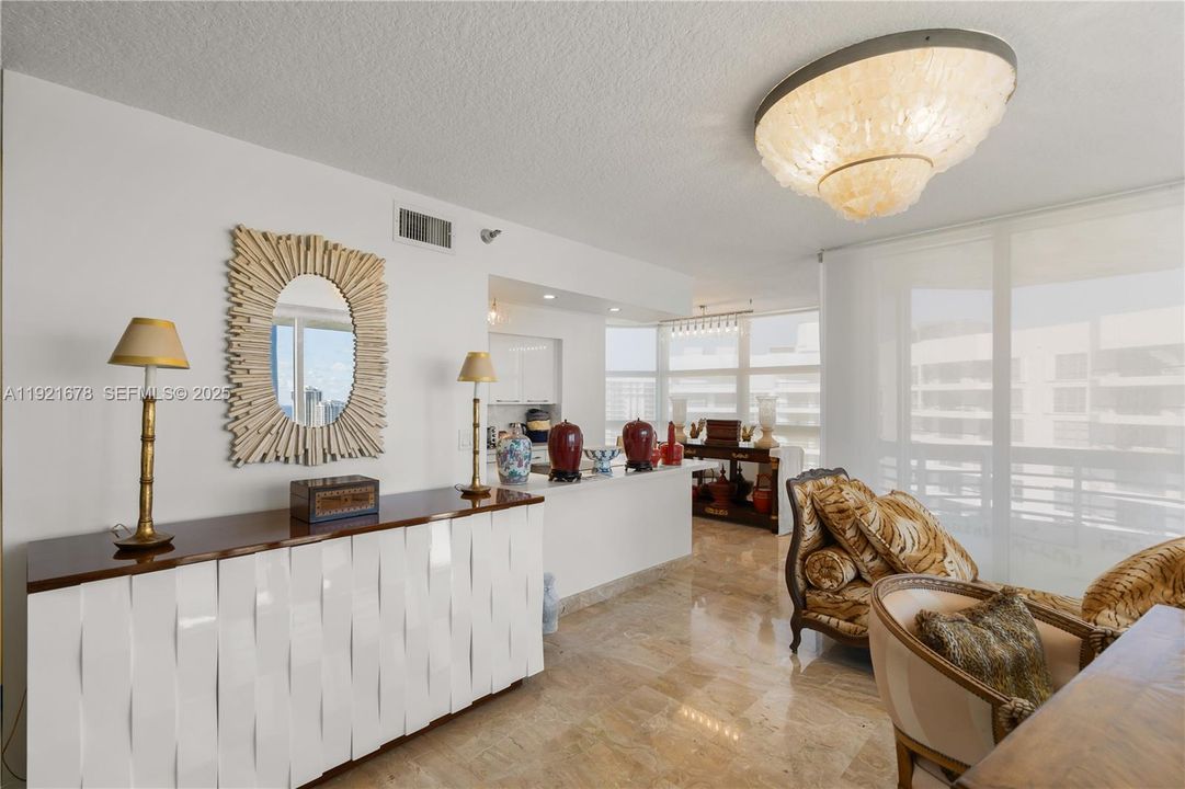 For Sale: $780,000 (2 beds, 2 baths, 1447 Square Feet)