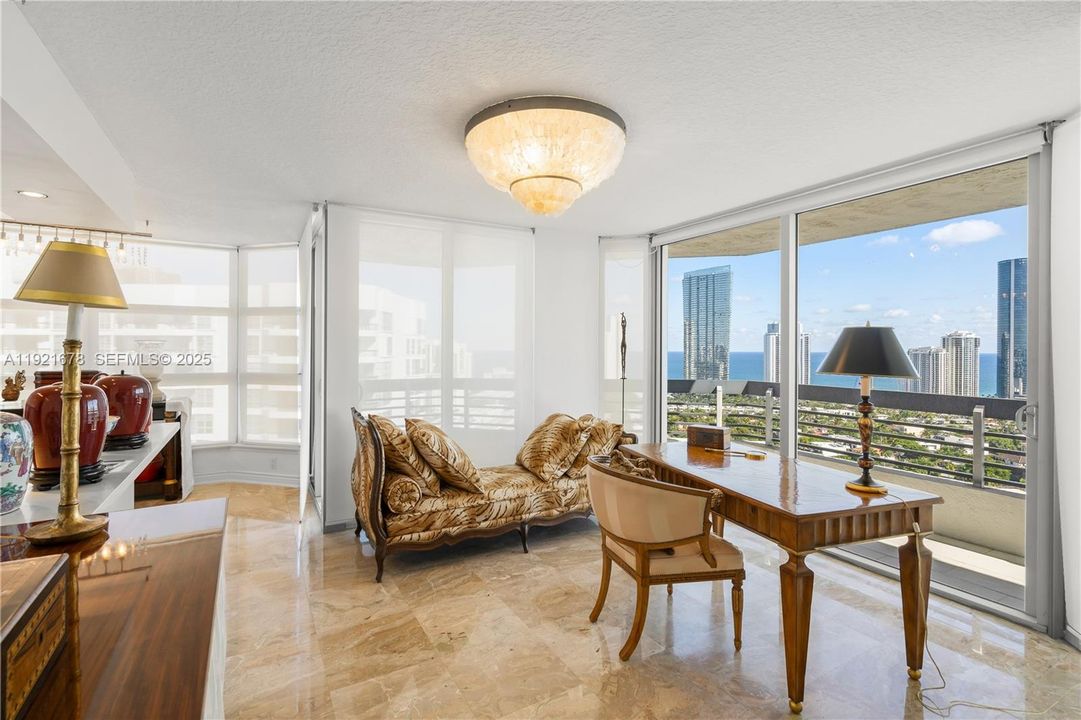 For Sale: $780,000 (2 beds, 2 baths, 1447 Square Feet)