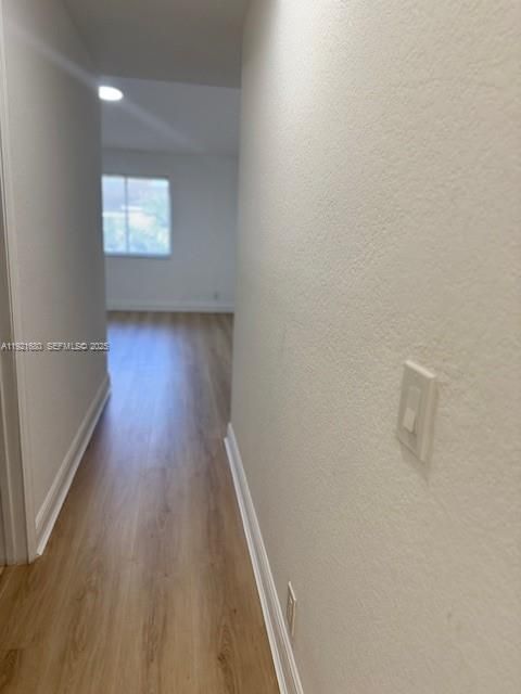 For Sale: $254,500 (3 beds, 3 baths, 1601 Square Feet)