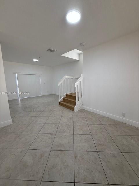 For Sale: $254,500 (3 beds, 3 baths, 1601 Square Feet)