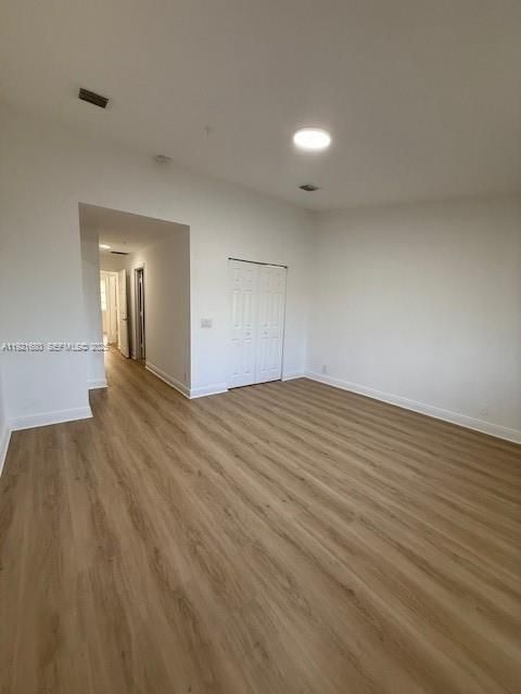 For Sale: $254,500 (3 beds, 3 baths, 1601 Square Feet)