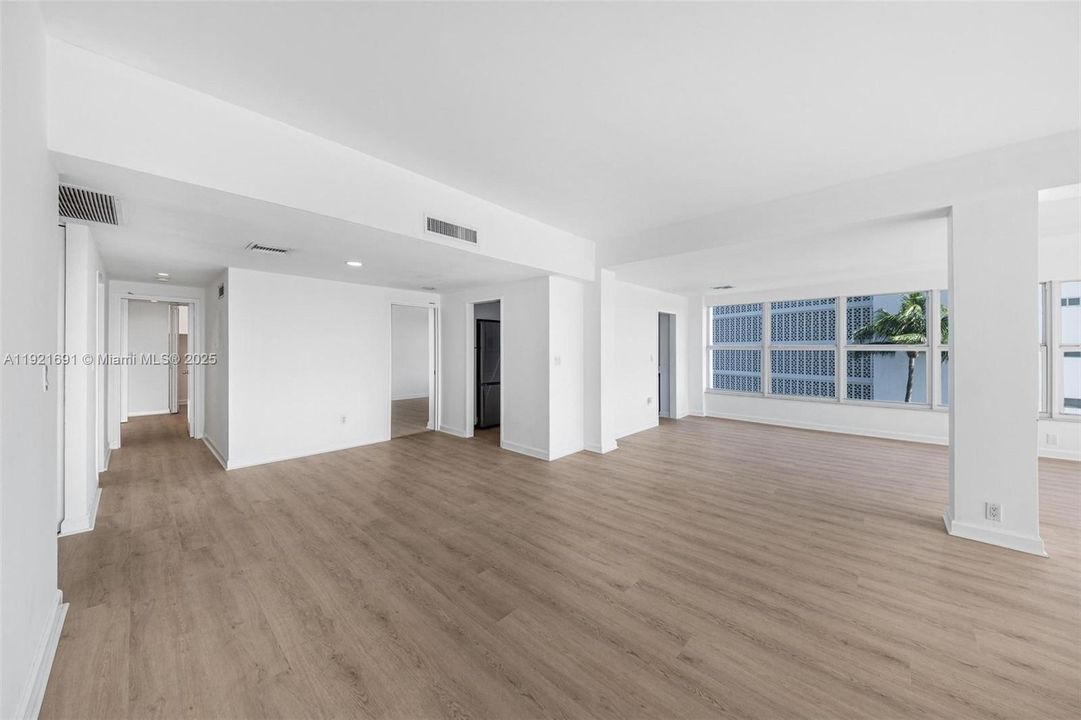 На продажу: $899,000 (2 спален, 2 ванн, 1770 Квадратных фут)