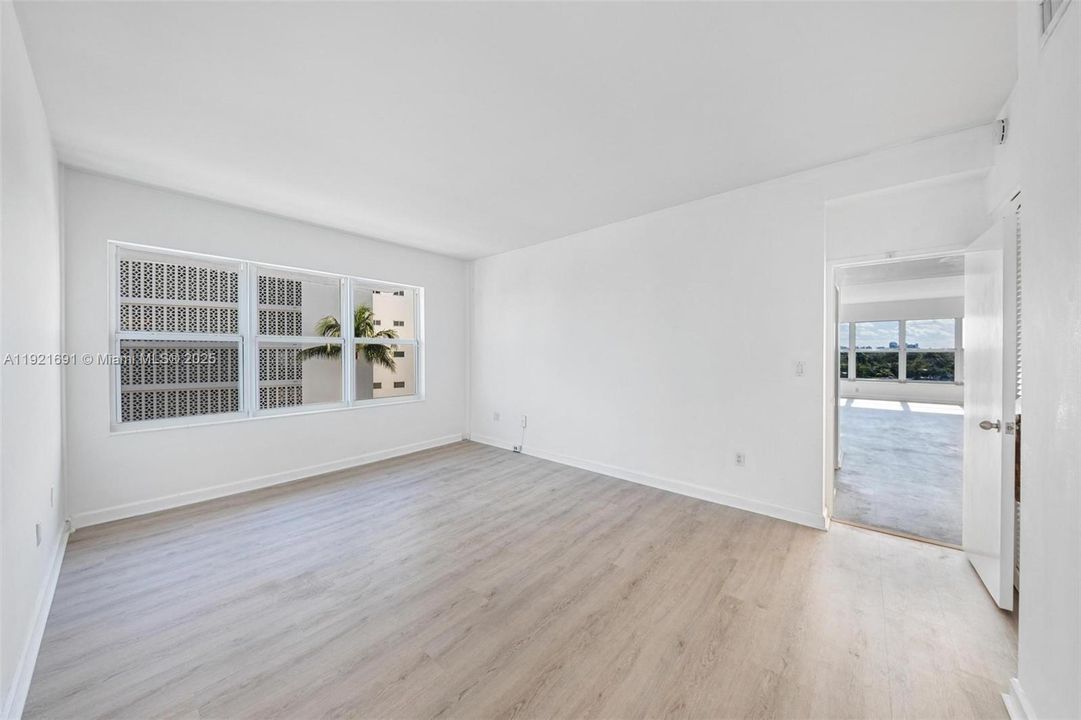 На продажу: $899,000 (2 спален, 2 ванн, 1770 Квадратных фут)