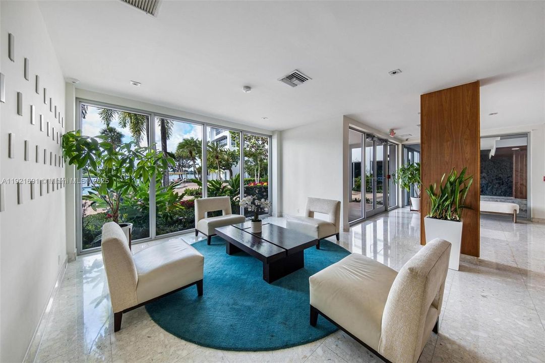 На продажу: $899,000 (2 спален, 2 ванн, 1770 Квадратных фут)