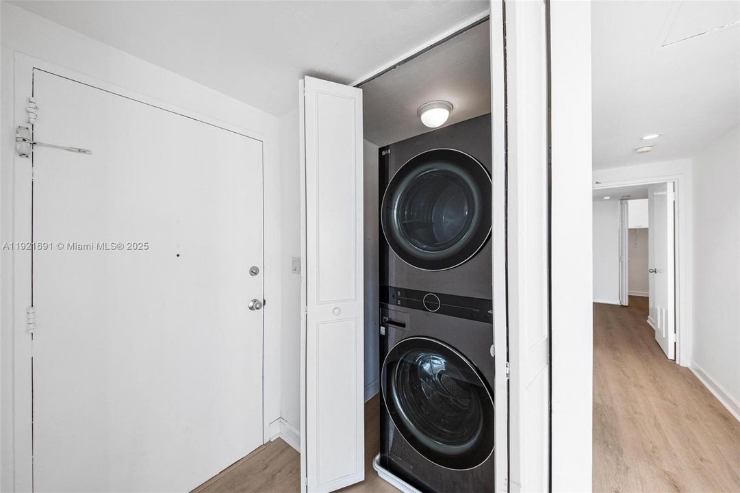 На продажу: $899,000 (2 спален, 2 ванн, 1770 Квадратных фут)