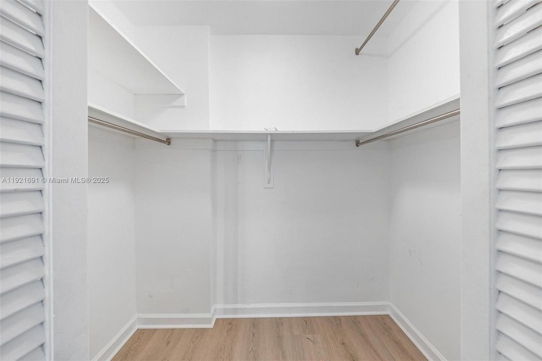 На продажу: $899,000 (2 спален, 2 ванн, 1770 Квадратных фут)