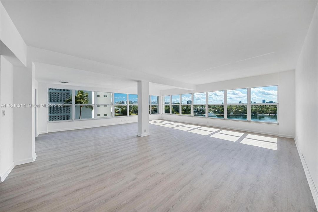 На продажу: $899,000 (2 спален, 2 ванн, 1770 Квадратных фут)