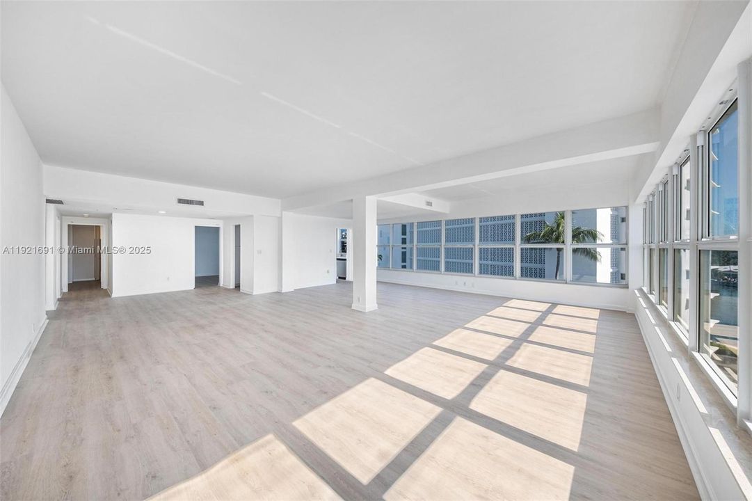 На продажу: $899,000 (2 спален, 2 ванн, 1770 Квадратных фут)