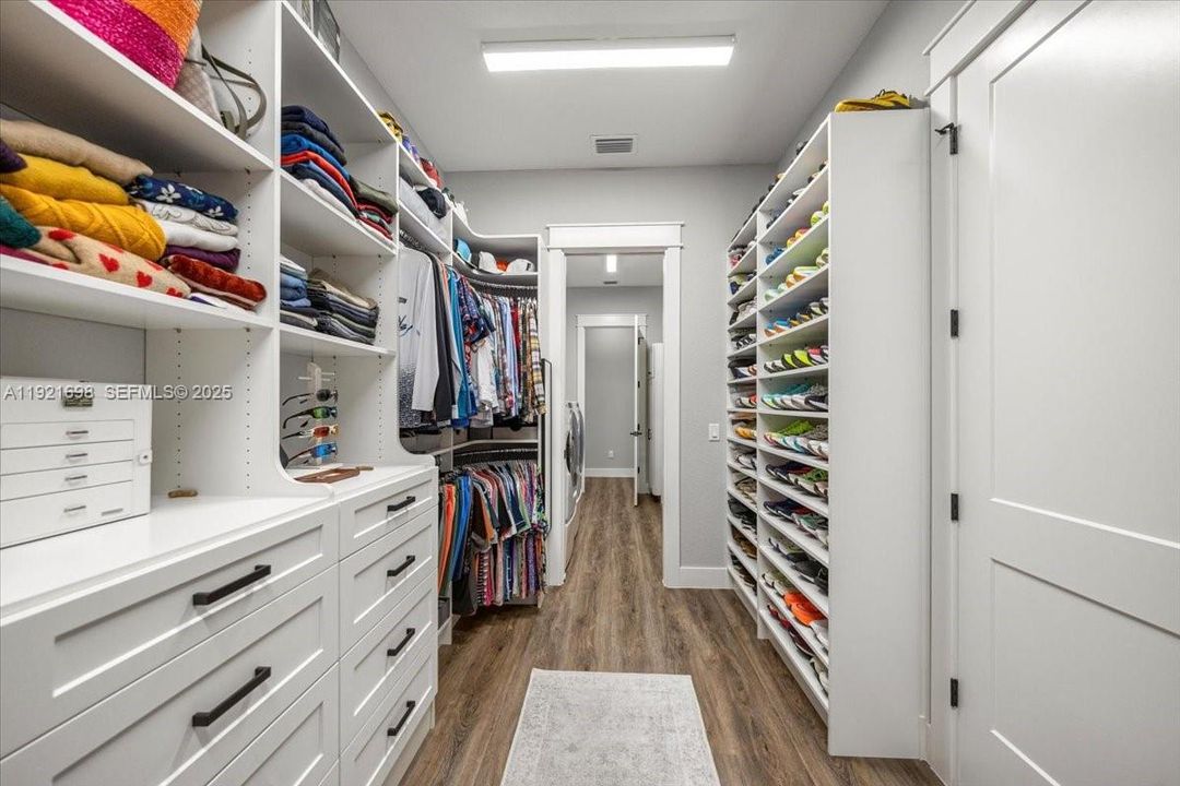 На продажу: $1,249,900 (4 спален, 3 ванн, 3088 Квадратных фут)