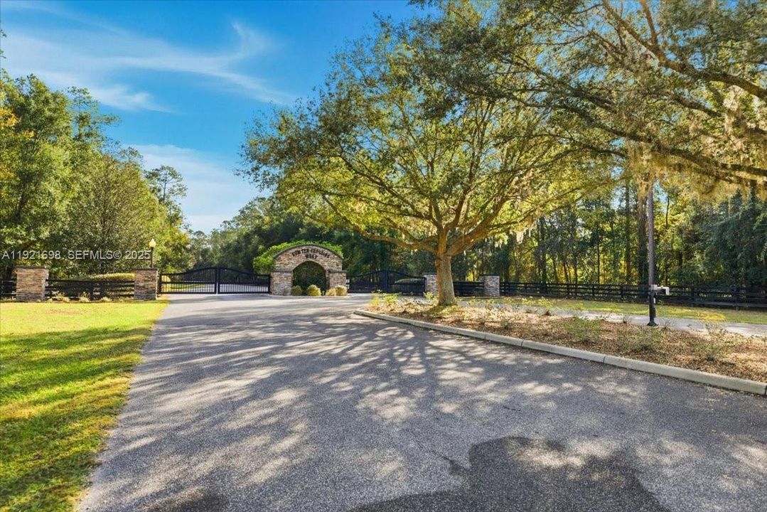 На продажу: $1,249,900 (4 спален, 3 ванн, 3088 Квадратных фут)