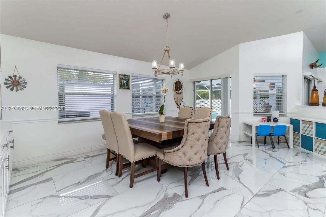 待售: $791,500 (4 贝兹, 2 浴室, 2291 平方英尺)